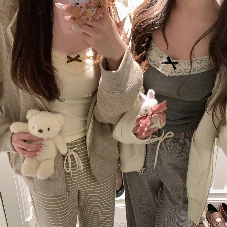 新商品の蝶結びレースの少女のキャミソールは身を修めて痩せて胸パッドの中にギャルの下着