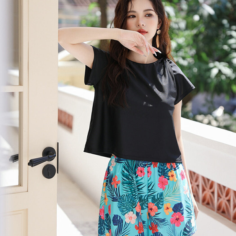 【タンキニ水着2点セット】レディース 体型カバー 袖付き Tシャツ ラッシュガード ブラ内蔵 ショートパンツ 短パン 上下 セパレート 大きいサイズ シンプル 無地 小胸 盛れる お腹/太もも/お尻 露出控えめ 女子 ママ ぽっちゃり お洒落 セクシー かわいい 可愛い